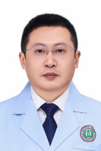 彭  昶