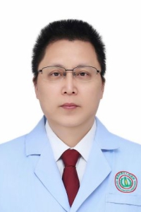 冯  鹏